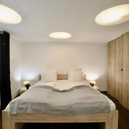 Standard By Hi5- Kazinczy 2 Bedroom Budapest