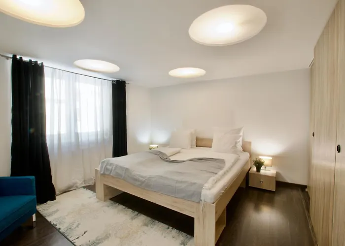 Standard By Hi5- Kazinczy 2 Bedroom Budapest