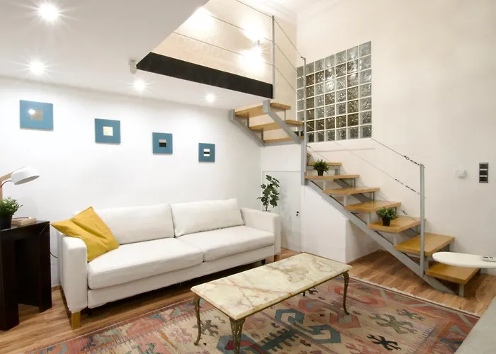 Standard By Hi5- Kazinczy 2 Bedroom Apartment Budapest